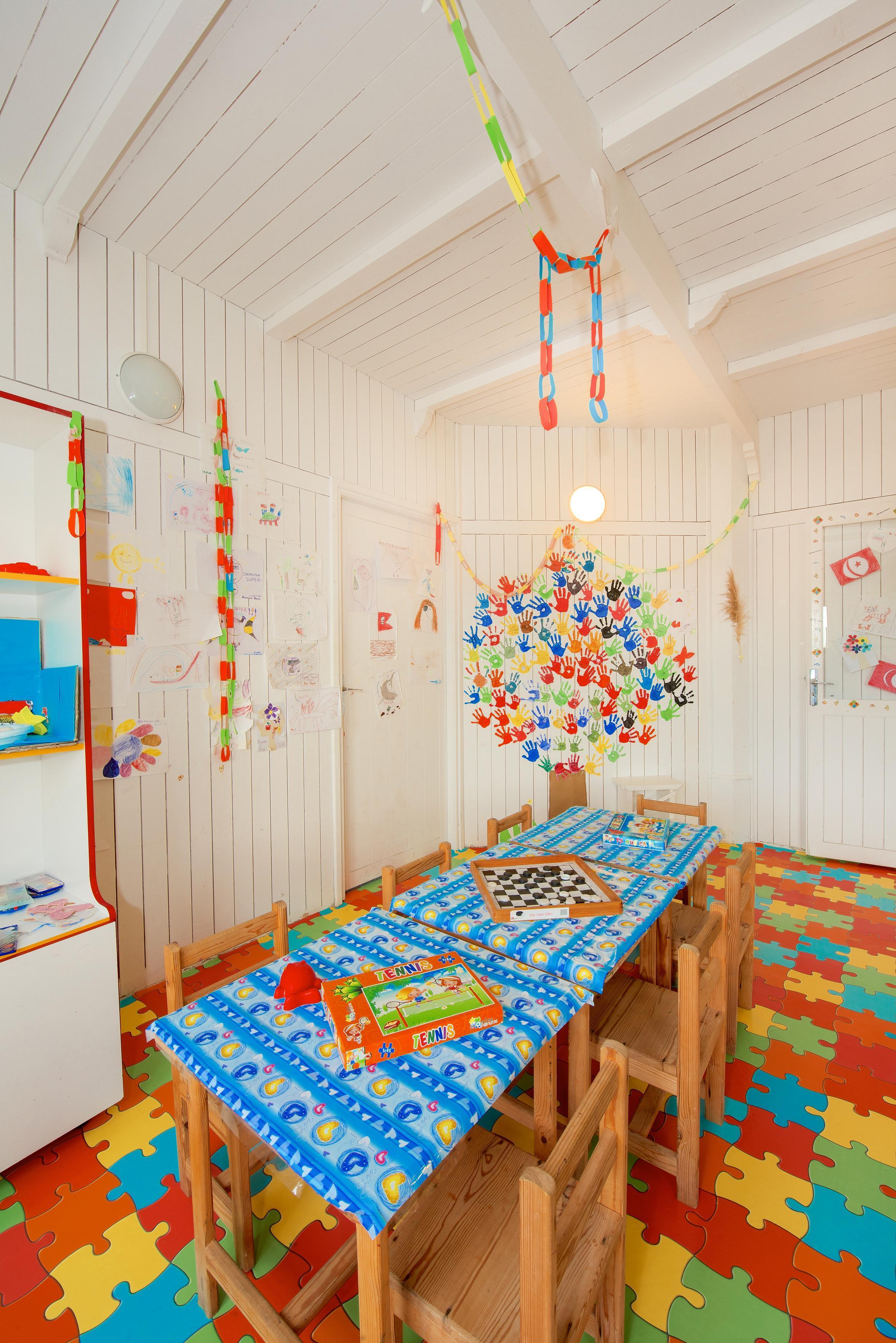 Iberostar Selection Royal El Mansour Hotel Mahdia Exterior photo A typical nursery classroom