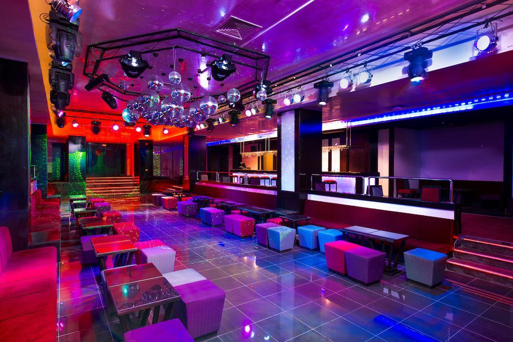 Iberostar Selection Royal El Mansour Hotel Mahdia Exterior photo The interior of the nightclub